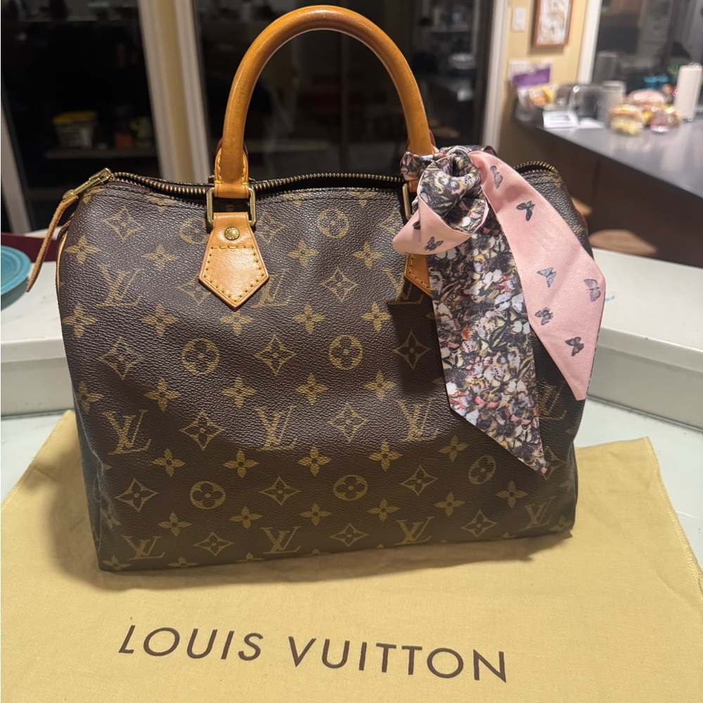 Louis Vuitton Monogram Speedy 30 - Picture 4 of 16